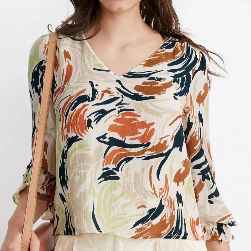 NWT MADEWELL V-Neck Brushstroke Print Ruffle Cuff Sleeve Blouse Size Medium - Picture 2 of 7